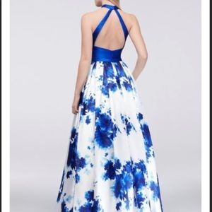 David’ Bridal Prom dress